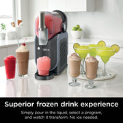 Ninja SLUSHi Slushie Machine and Tote Bag