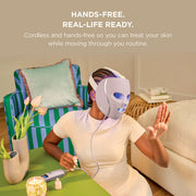 Shark CryoGlow™ LED Face Mask & Charging Stand in Starlight Dream